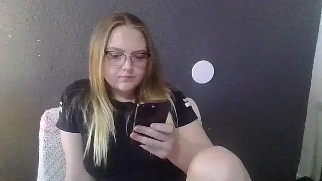 PhatAssBlond online show from 02/28/25, 08:28