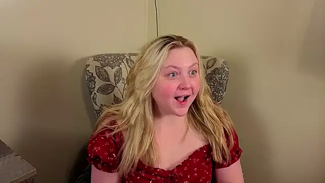 PhatAssBlond online show from 06/20/26, 05:51