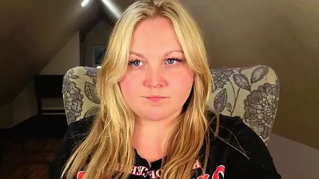 PhatAssBlond online show from 05/02/26, 03:56
