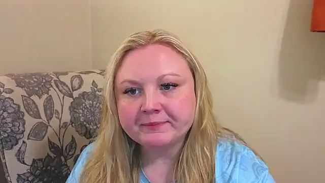 PhatAssBlond online show from 04/27/26, 07:56
