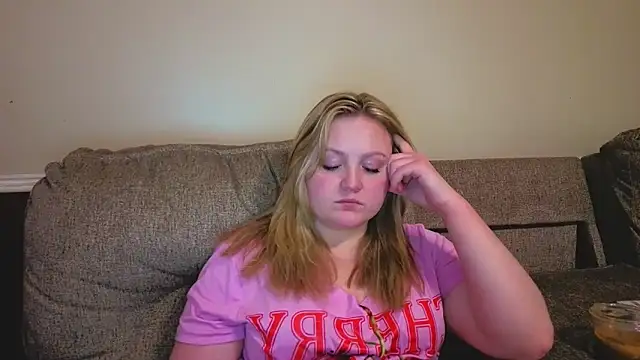 PhatAssBlond online show from 03/18/26, 02:41