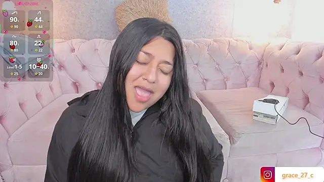 grace77   online show from 10/20/25, 10:27