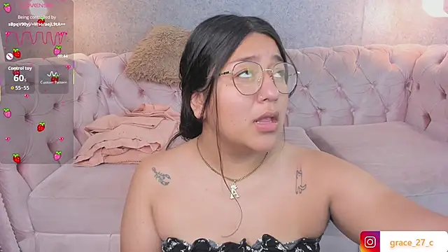 grace77   online show from 10/25/25, 01:56