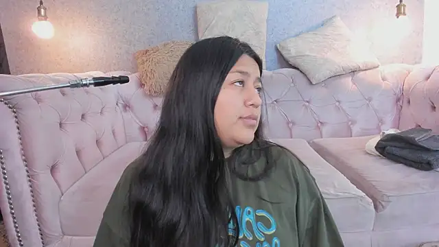 grace77   online show from 11/13/25, 09:57