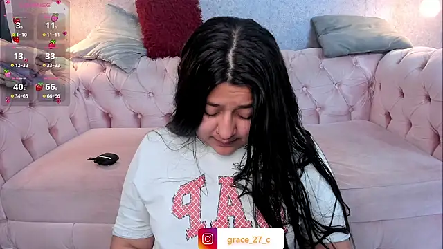 grace77   online show from 04/20/26, 12:41
