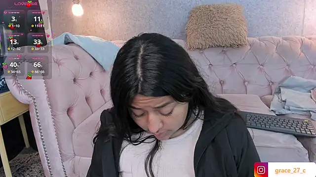 grace77   online show from 10/18/25, 09:33