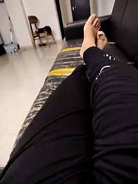 SplitPrestige19 online show from 02/17/26, 05:21