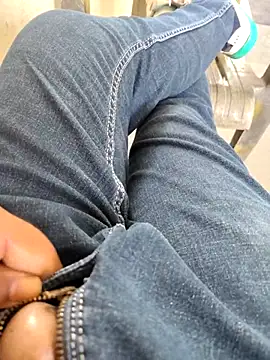 SplitPrestige19 online show from 04/05/26, 08:21