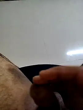 SplitPrestige19 online show from 10/17/25, 09:56