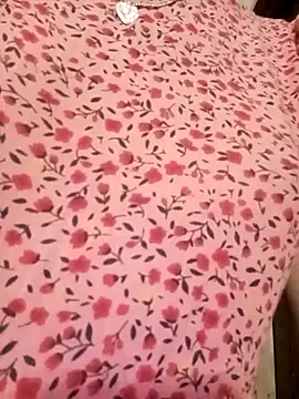 Raya-Moni online show from 11/23/25, 12:48