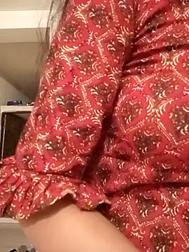 Raya-Moni online show from 11/22/25, 03:00