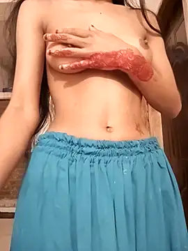 Raya-Moni online show from 12/21/25, 04:41