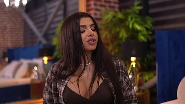 NicoleCellini online show from 10/26/25, 06:52