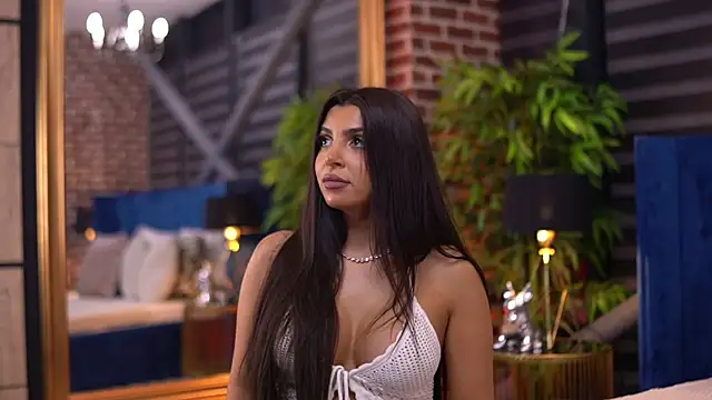 NicoleCellini online show from 10/25/25, 06:30