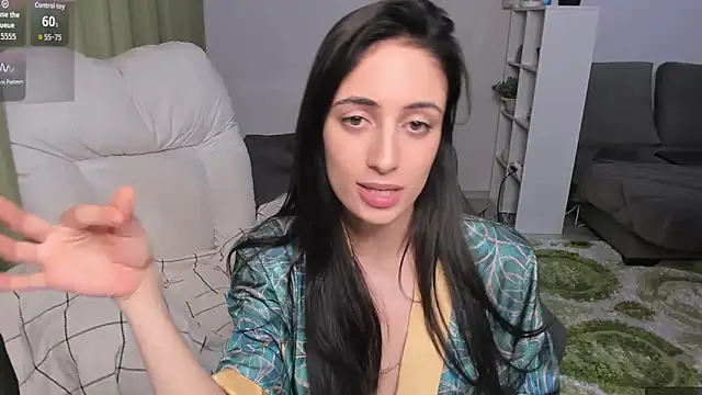 Snapshot of Melanie_Angel chatting on 05/01/26, 08:47 Melanie Angel online show from 05/01/26, 08:47