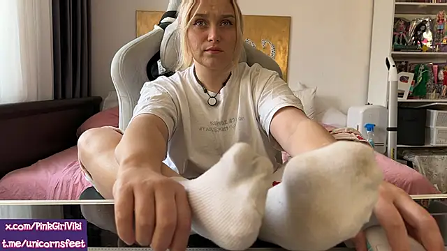 unicornsfeet online show from 04/09/26, 09:59