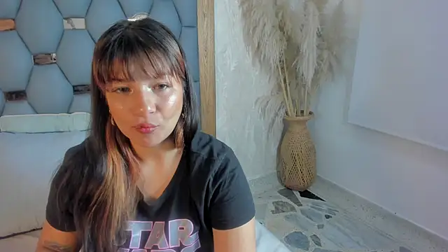 yayi derek online show from 10/11/25, 11:44