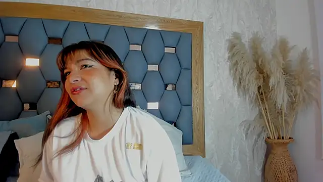 yayi derek online show from 10/17/25, 11:34