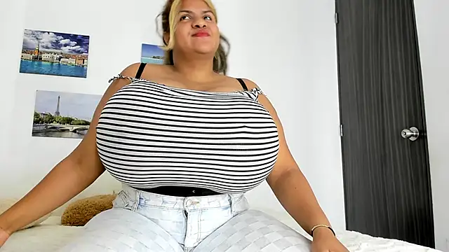 bigmom69  online show from 11/25/25, 08:53