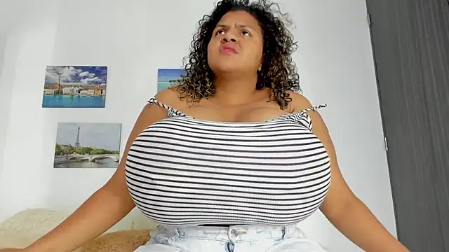 bigmom69  online show from 10/12/25, 06:20