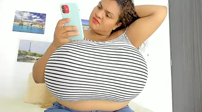 bigmom69  online show from 02/04/25, 07:55