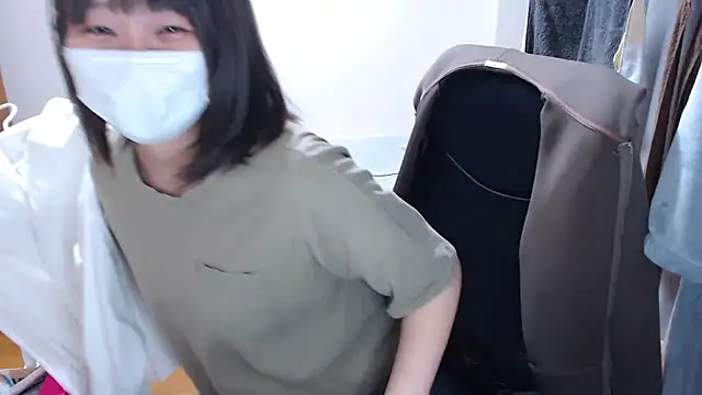 izumi  123 online show from 03/17/26, 12:57