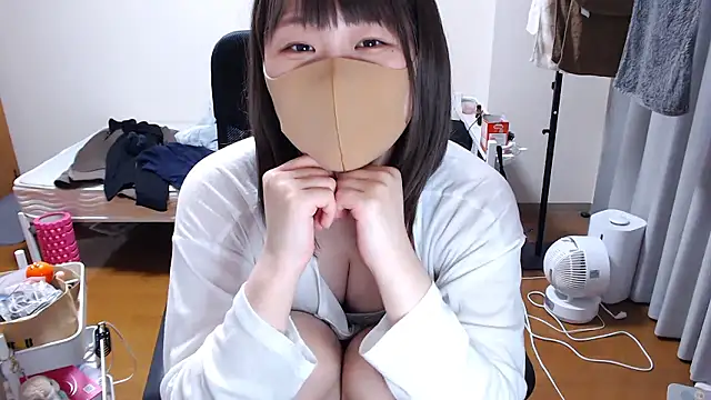 Snapshot of izumi__123 chatting on 05/14/26, 03:53 izumi 123 online show from 05/14/26, 03:53