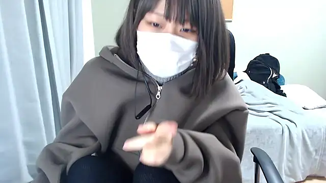 Snapshot of izumi__123 chatting on 12/10/24, 12:49 izumi 123 online show from 12/10/24, 12:49