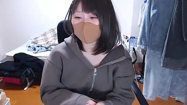 izumi  123 online show from 02/23/26, 12:17