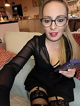 Jade Emeraud online show from 03/17/25, 07:58