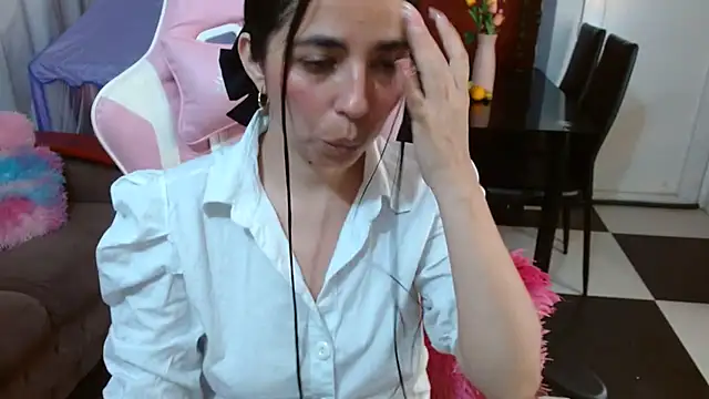 kendall all4u online show from 05/07/26, 03:22
