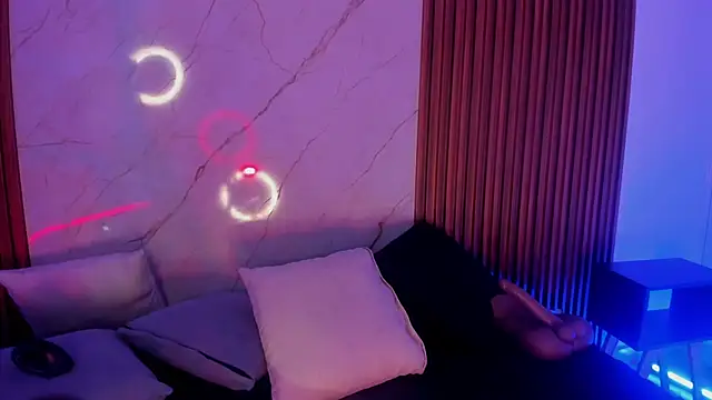 Emiilycollins online show from 11/13/25, 02:48