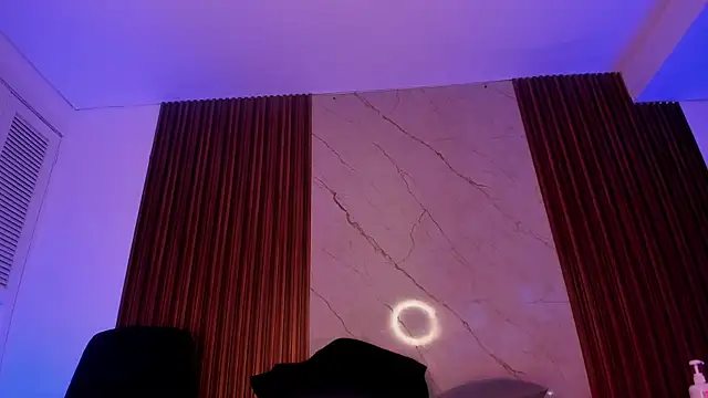 Emiilycollins online show from 11/22/25, 02:21