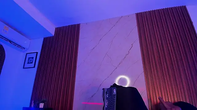 Emiilycollins online show from 10/23/25, 10:30