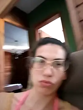 Snapshot of nati2roots chatting on 10/27/25, 06:42 nati2roots online show from 10/27/25, 06:42