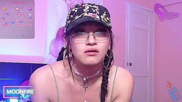 moonfiredancer online show from 12/05/25, 03:16