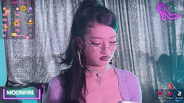 moonfiredancer online show from 11/07/25, 06:45