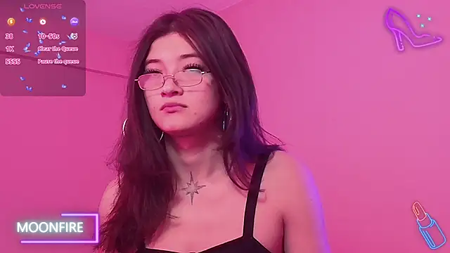 moonfiredancer online show from 11/26/25, 07:47