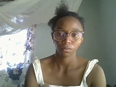 ElianeHot online show from 04/08/26, 11:22