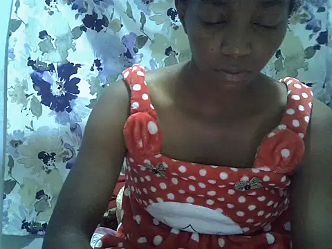 ElianeHot online show from 06/02/26, 06:30