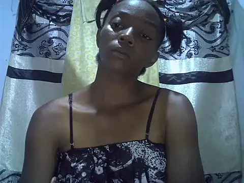 ElianeHot online show from 11/22/25, 07:13