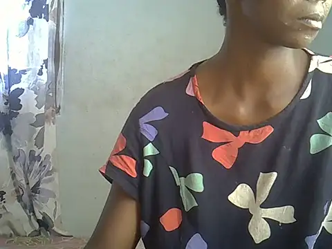 ElianeHot online show from 05/20/26, 11:51