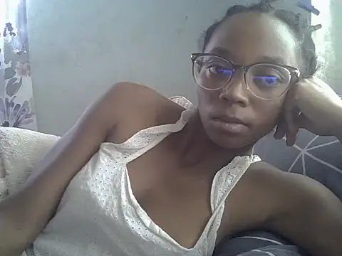 ElianeHot online show from 04/09/26, 08:42