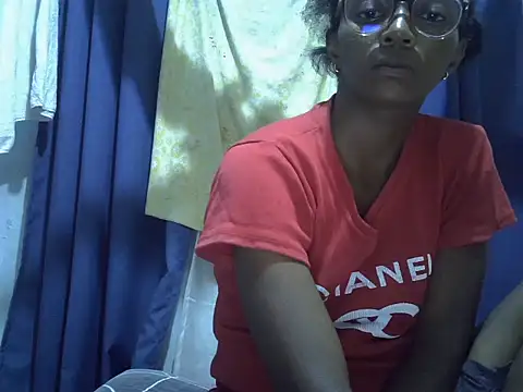 ElianeHot online show from 04/02/26, 06:58