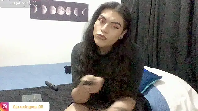 Snapshot of Ariana_Rodriguez_ chatting on 07/09/26, 11:04 Ariana Rodriguez online show from 07/09/26, 11:04