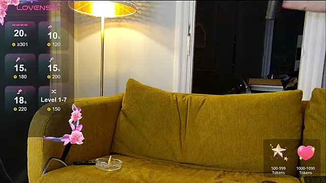 Snapshot of Azurea69 chatting on 03/01/25, 01:22 Azurea69 online show from 03/01/25, 01:22