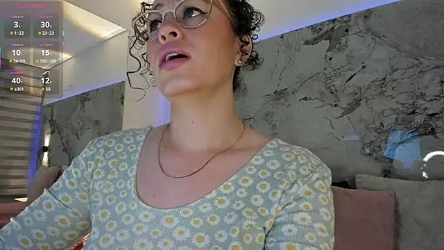 LIZ HOLMES online show from 02/25/26, 10:37