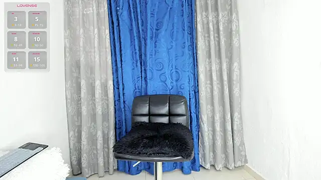 Alannis Blue1 online show from 06/18/26, 05:51