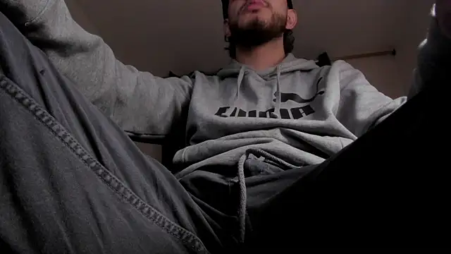 s sven03 online show from 06/18/26, 11:43