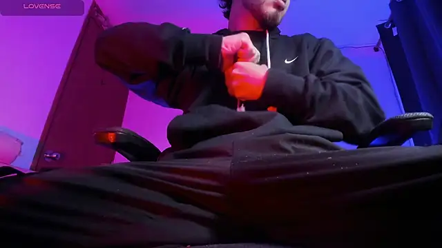 s sven03 online show from 12/16/25, 07:45